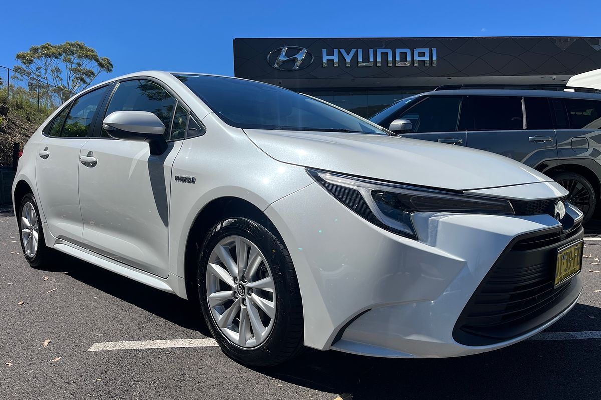 2023 Toyota Corolla Ascent Sport Hybrid ZWE219R