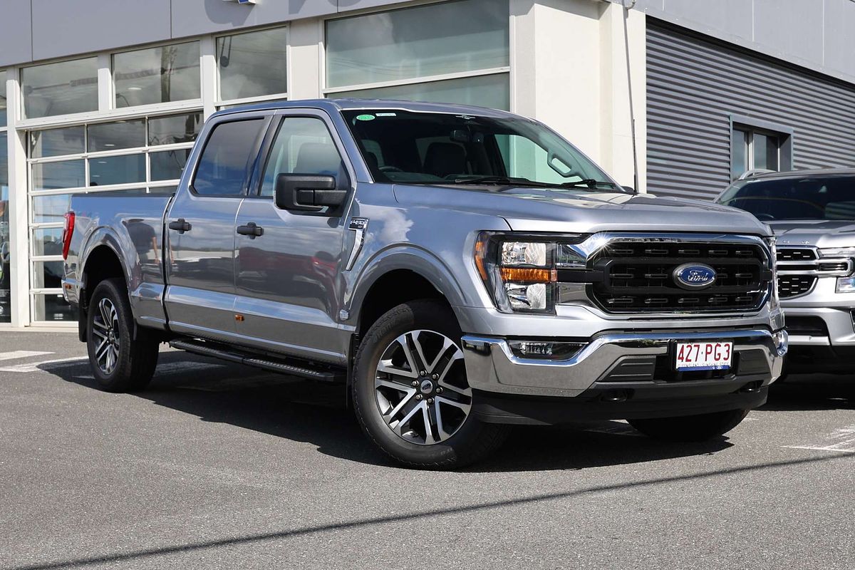 2023 Ford F-150 XLT  4X4 LWB
