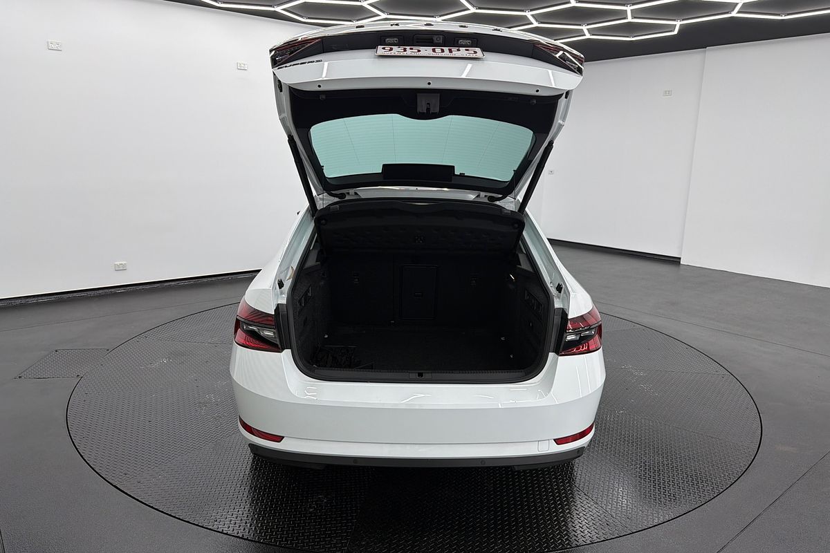 2022 SKODA Superb 162TSI Style NP