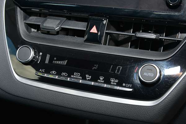 2022 Toyota Corolla Ascent Sport Hybrid ZWE219R thumb-14