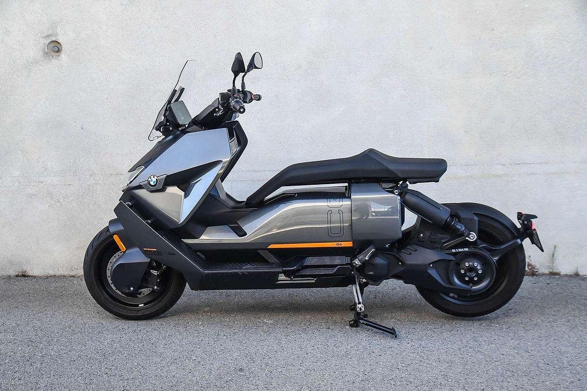 2023 BMW C SERIES