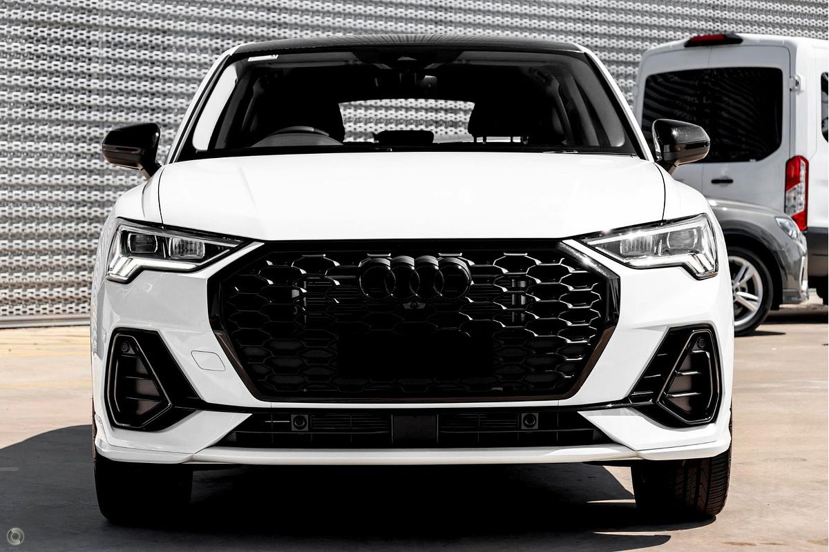 2025 Audi Q3 35 TFSI S line edition F3