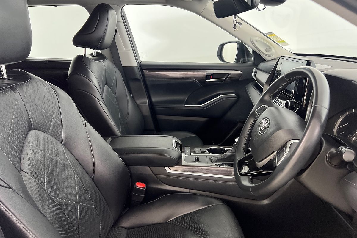 2022 Toyota Kluger Grande GSU70R