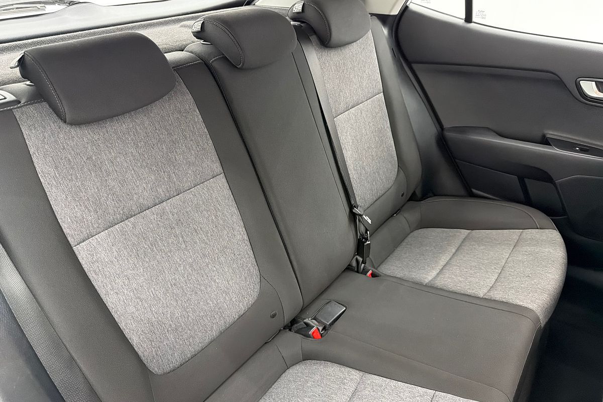 2023 Kia Stonic S YB