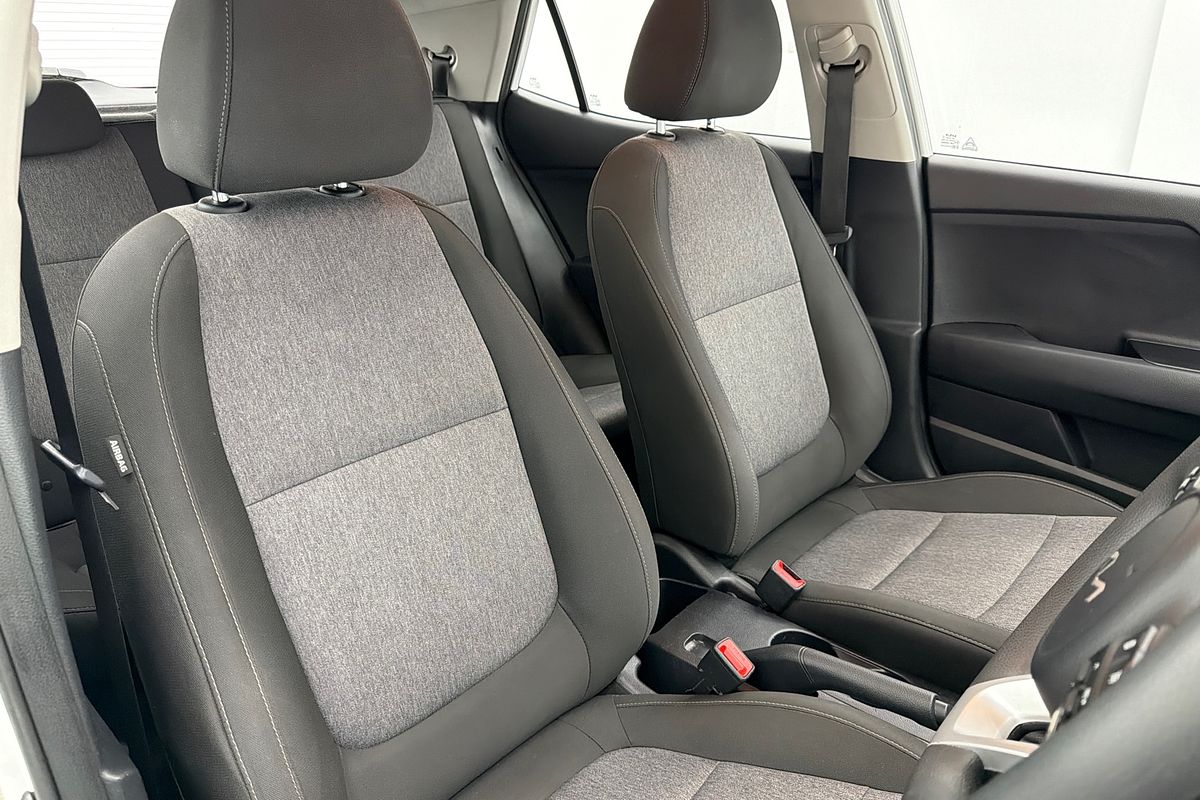 2023 Kia Stonic S YB