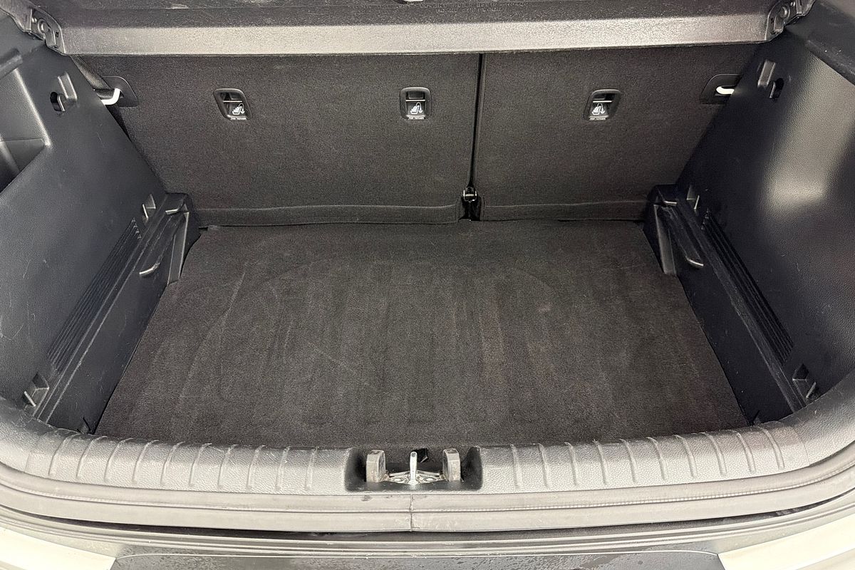 2023 Kia Stonic S YB