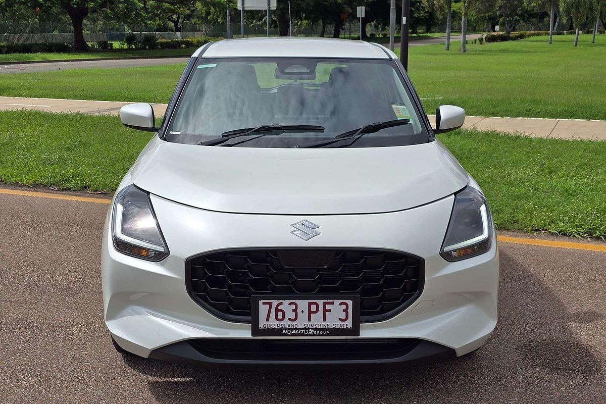 2025 Suzuki Swift Hybrid UZ