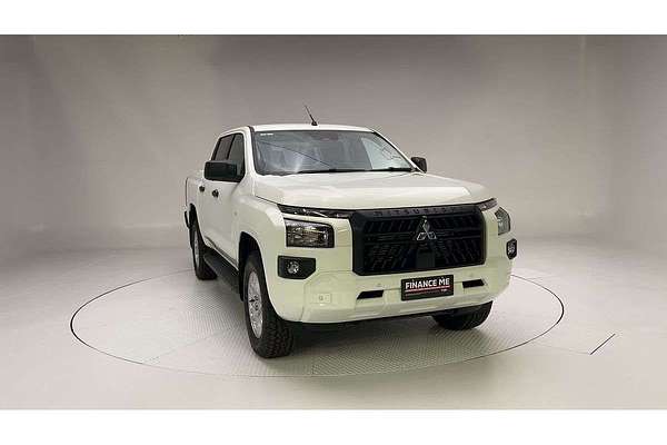 2025 Mitsubishi Triton GLX+ MV 4X4 thumb-4