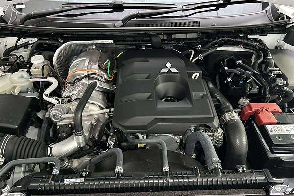 2025 Mitsubishi Triton GLX+ MV 4X4 thumb-10