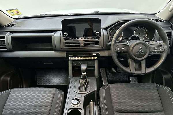 2025 Mitsubishi Triton GLX+ MV 4X4 thumb-19