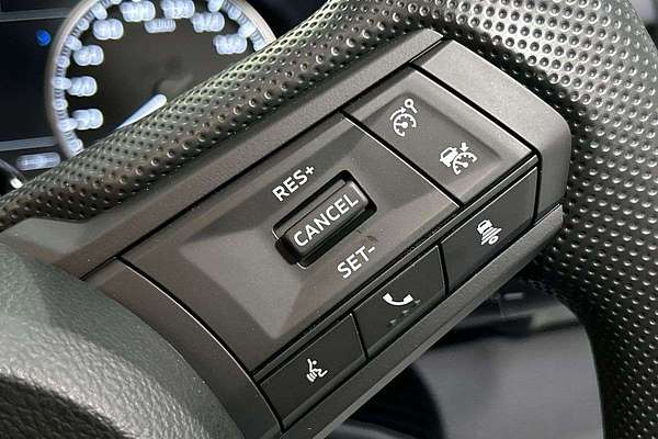 2025 Mitsubishi Triton GLX+ MV 4X4 thumb-17