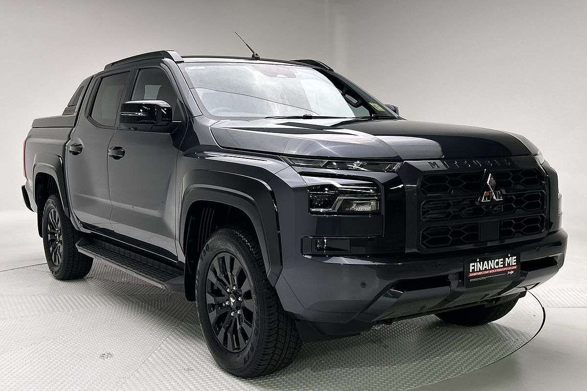 2025 Mitsubishi Triton GSR MV 4X4