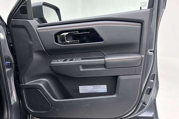 2025 Mitsubishi Triton GSR MV 4X4 thumb-18