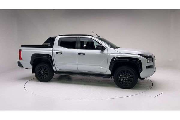 2025 Mitsubishi Triton GSR MV 4X4 thumb-3