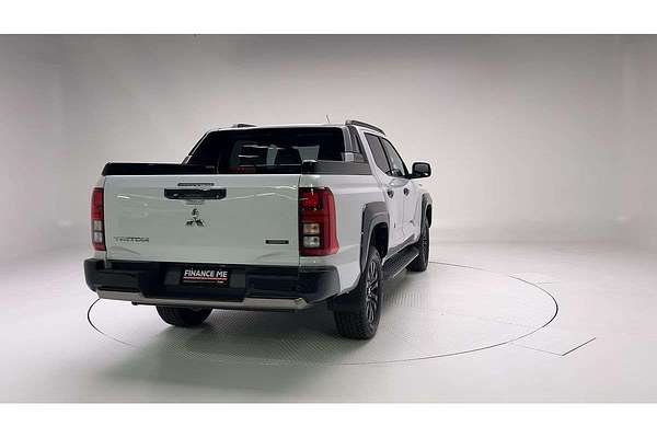 2025 Mitsubishi Triton GSR MV 4X4 thumb-1