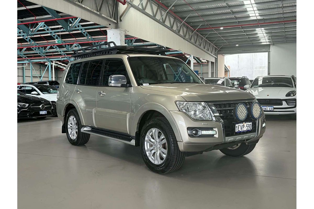 2015 Mitsubishi Pajero GLS NX
