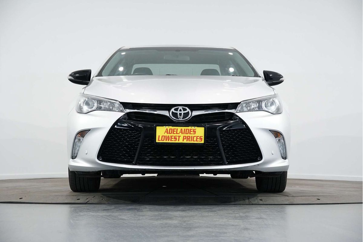 2017 Toyota Camry Atara S ASV50R