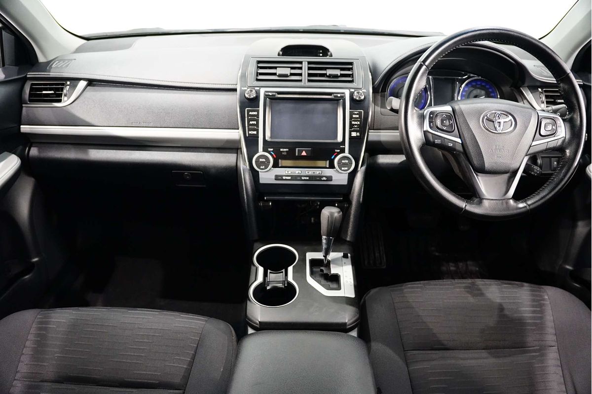 2017 Toyota Camry Atara S ASV50R