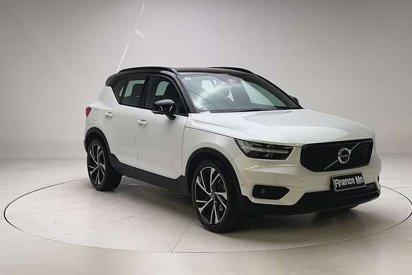 2019 Volvo XC40 T5 R-Design thumb-1