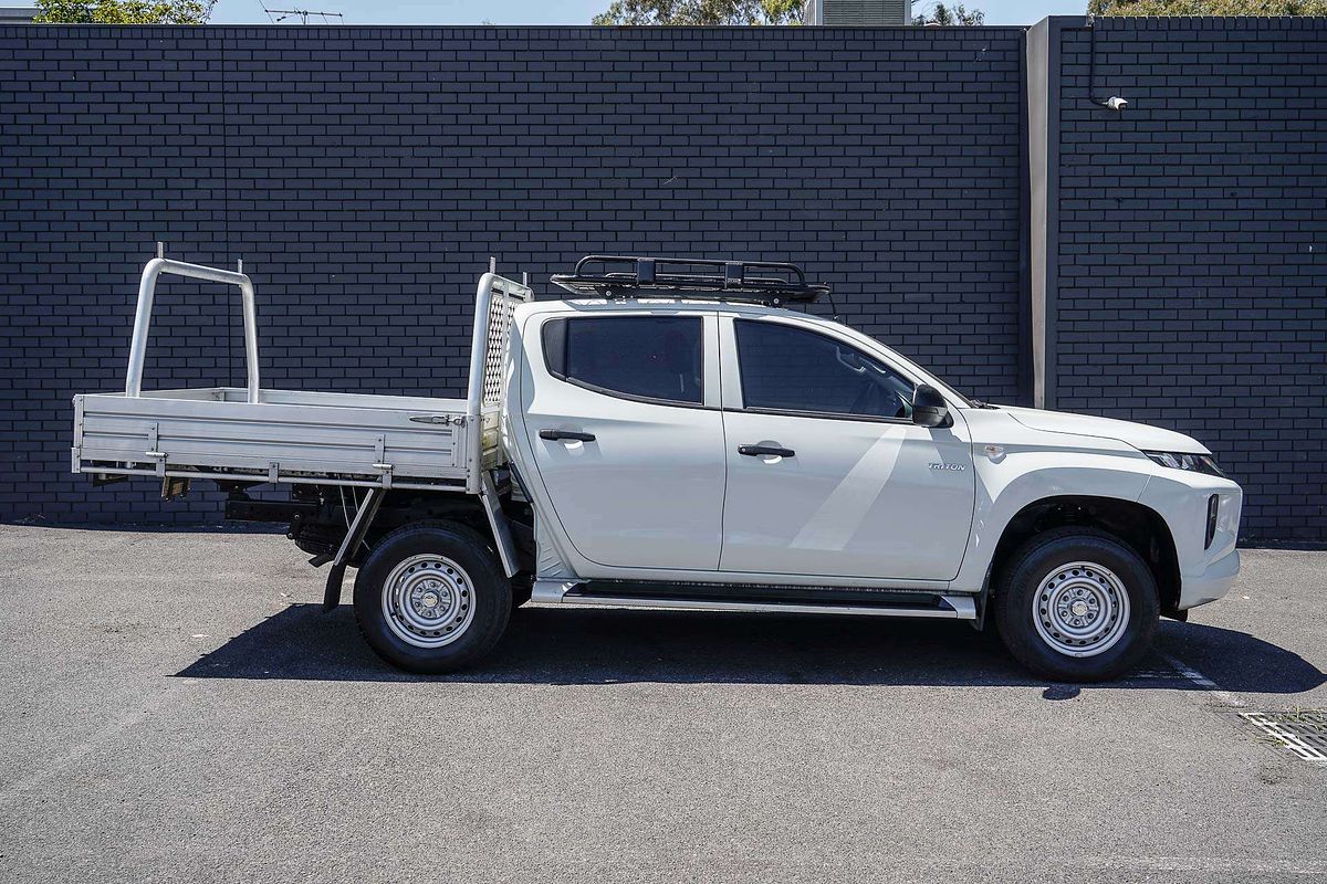 2021 Mitsubishi Triton GLX MR 4X4