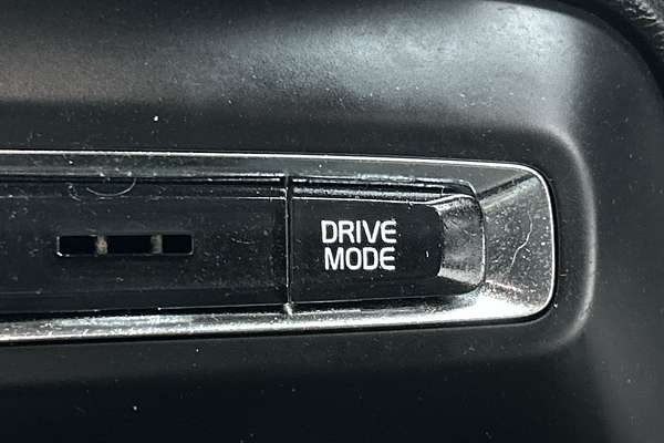 2019 Volvo XC40 T5 R-Design thumb-17