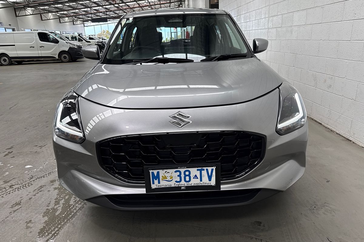 2025 Suzuki Swift Hybrid UZ