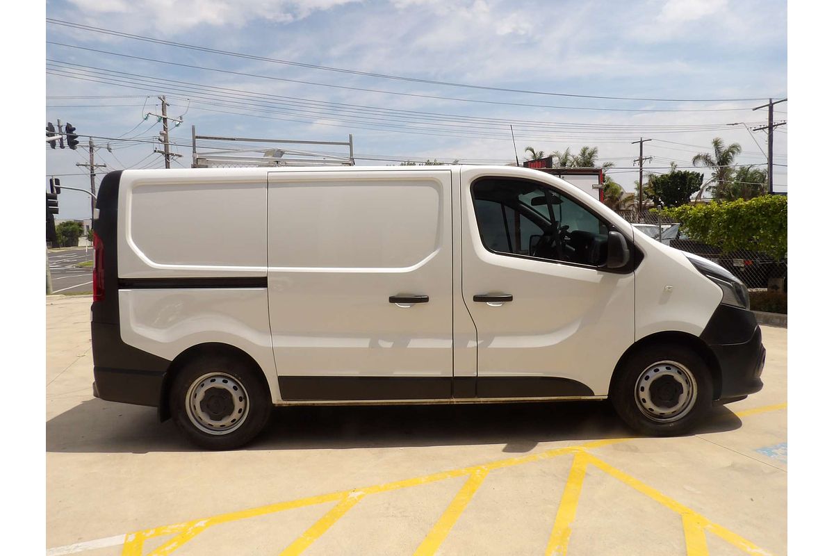 2021 Mitsubishi Express GLX SN SWB