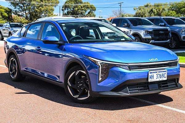 2025 Kia K4 Sport+ CL4m