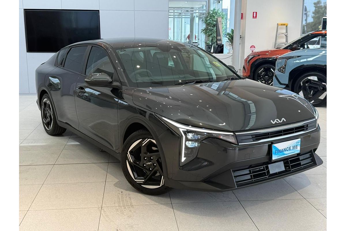 2025 Kia K4 Sport CL4m