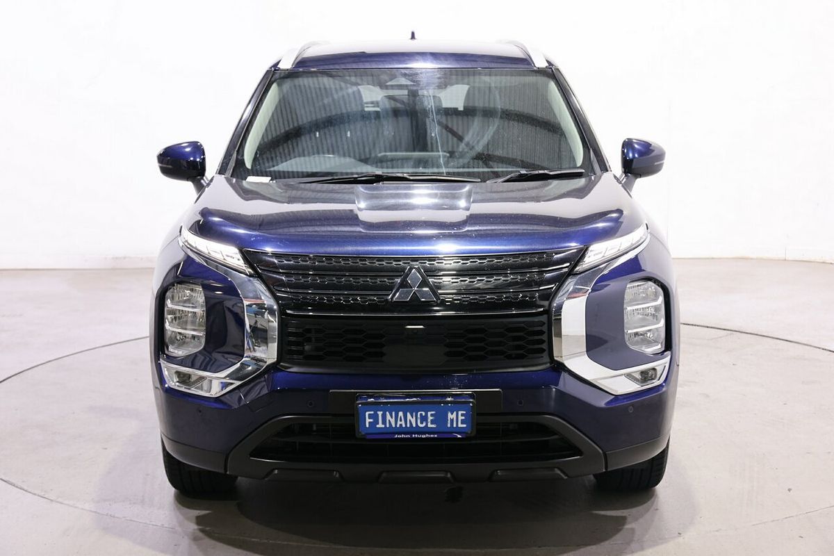 2024 Mitsubishi Outlander LS ZM