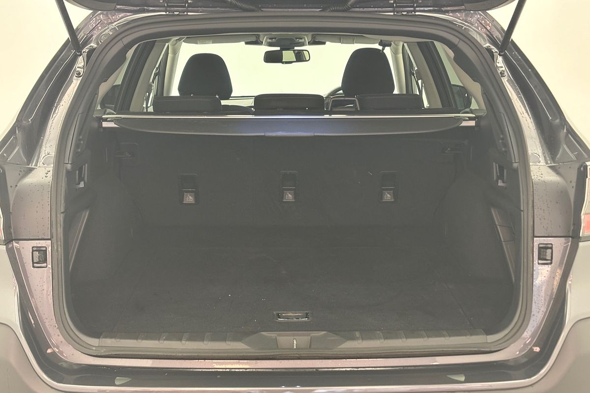 MY25 Subaru Outback AWD Wagon