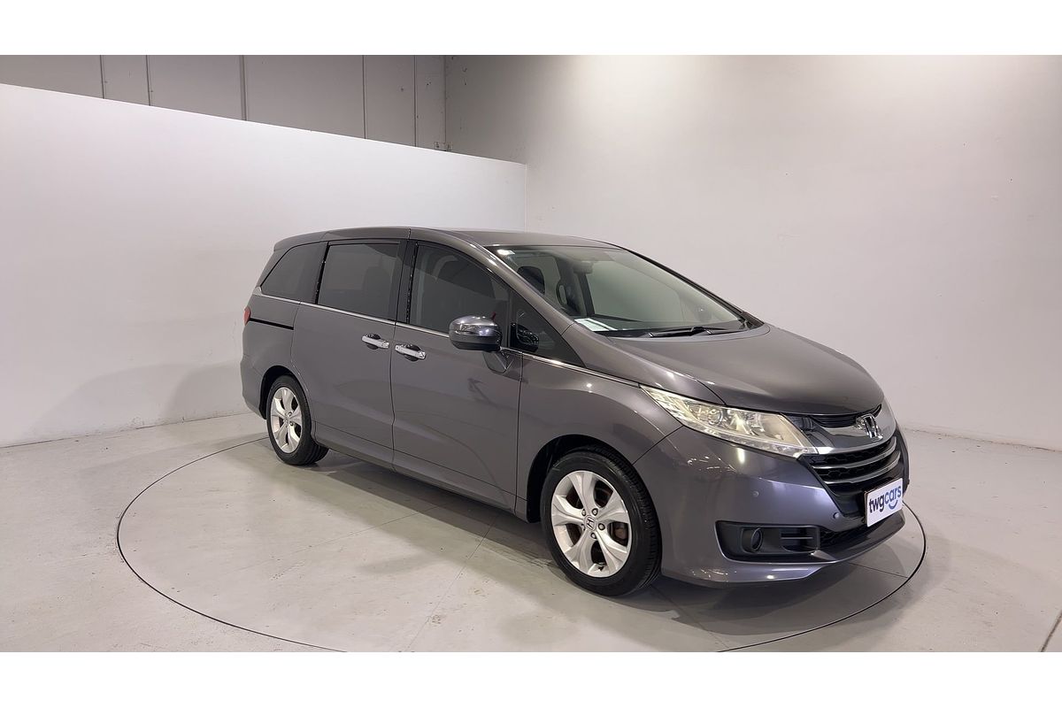 2015 Honda Odyssey VTi-L 5th Gen