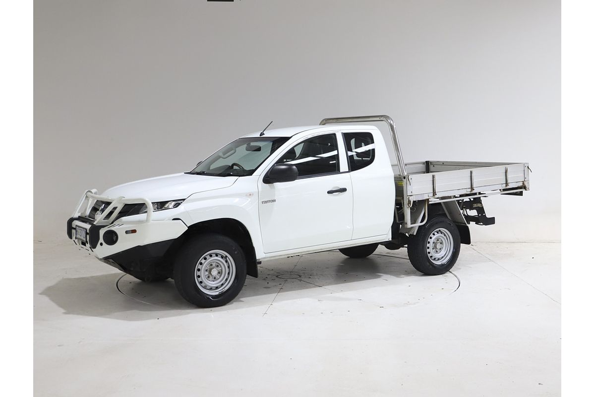 2019 Mitsubishi Triton GLX MR 4X4