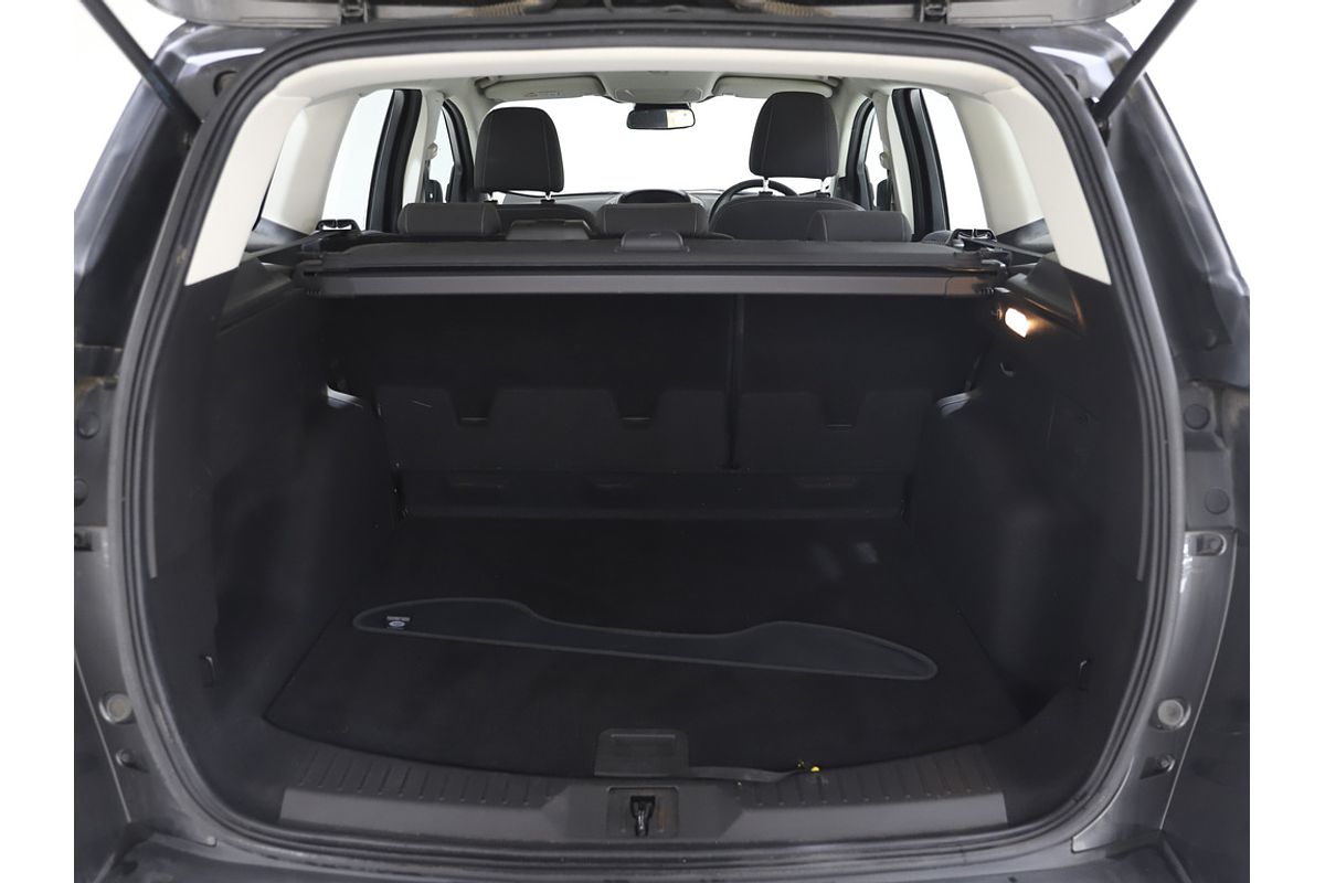 Ford KUGA 2016.00 SUV TREND . 2.0L 16VP 6A AWD