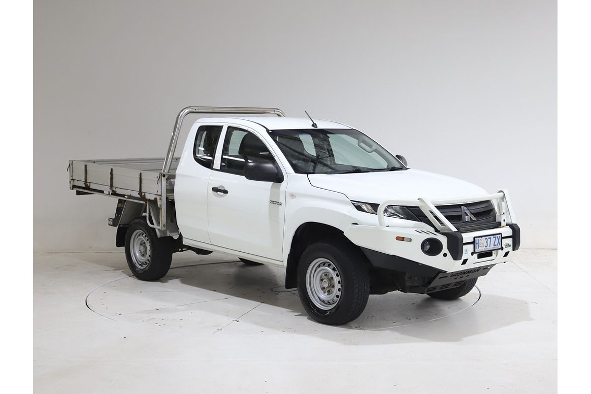2019 Mitsubishi Triton GLX MR 4X4
