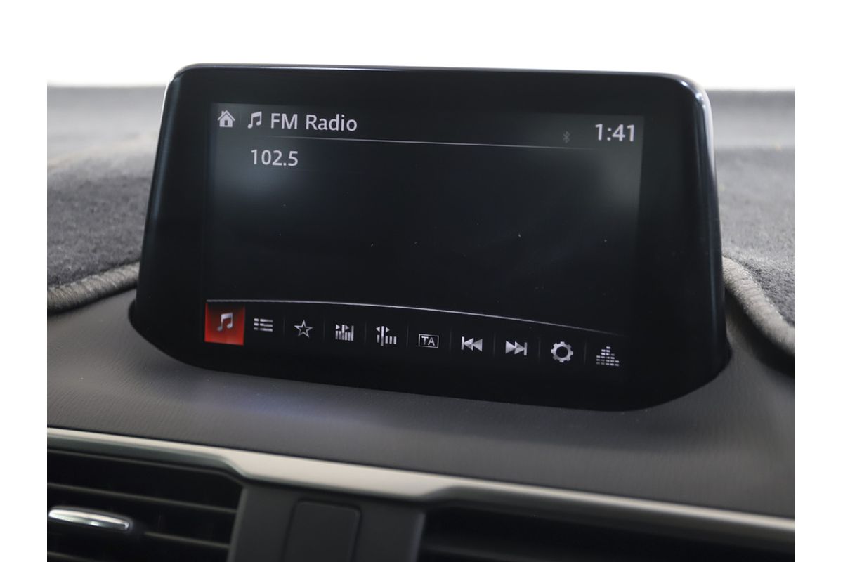 2017 MAZDA MAZDA3 MAXX AUTO 5D HATCHBACK 4CYL