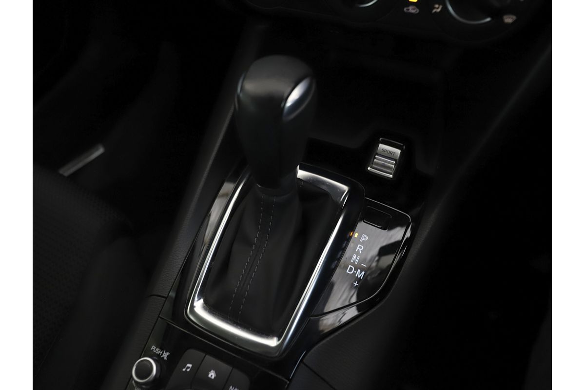 2017 MAZDA MAZDA3 MAXX AUTO 5D HATCHBACK 4CYL