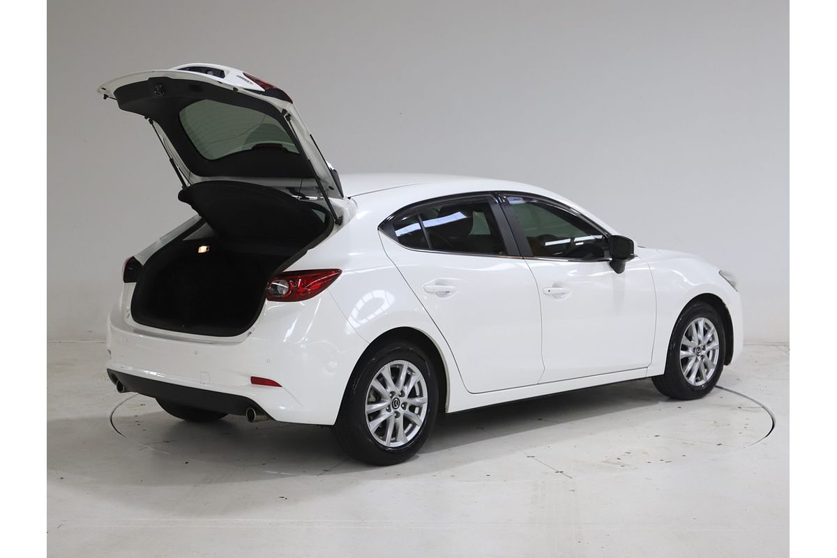 2017 MAZDA MAZDA3 MAXX AUTO 5D HATCHBACK 4CYL