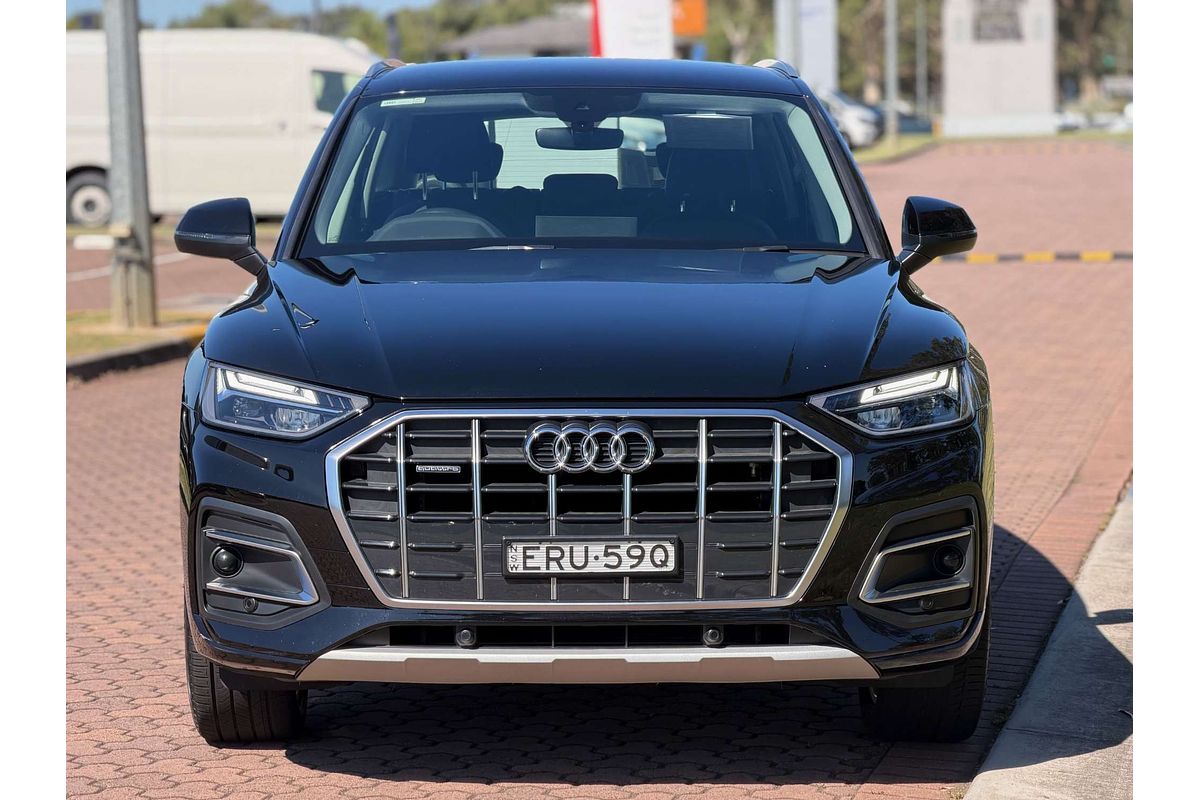 2022 Audi Q5 40 TDI FY