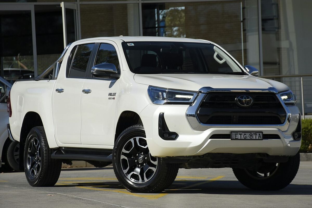 2022 Toyota Hilux SR5 GUN126R 4X4
