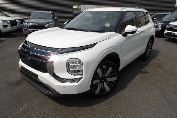 2025 Mitsubishi Outlander Aspire ZM