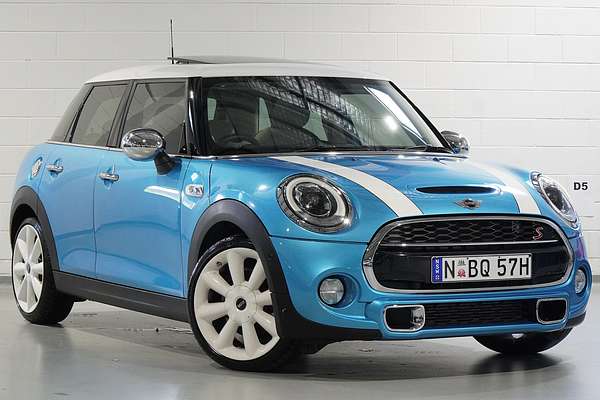 2015 MINI Hatch Cooper S F55