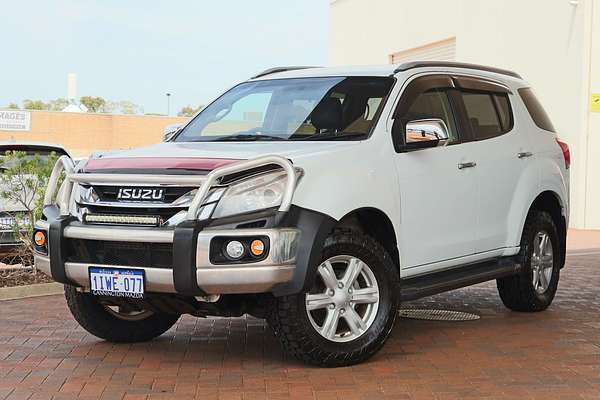 2015 Isuzu MU-X LS-T