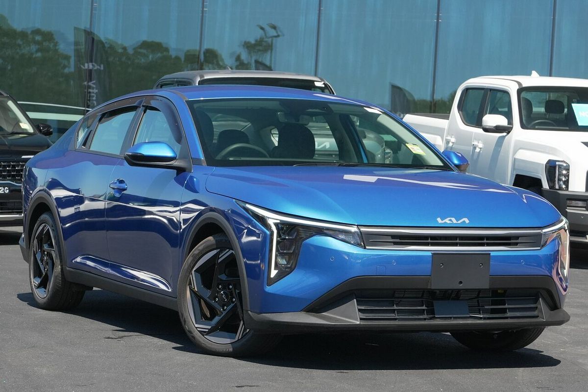 2025 Kia K4 Sport+ CL4m