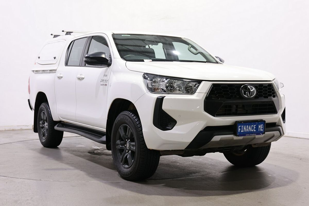 2025 Toyota Hilux SR GUN126R 4X4