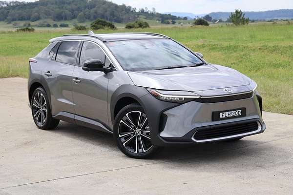 2024 Toyota bZ4X YEAM15R