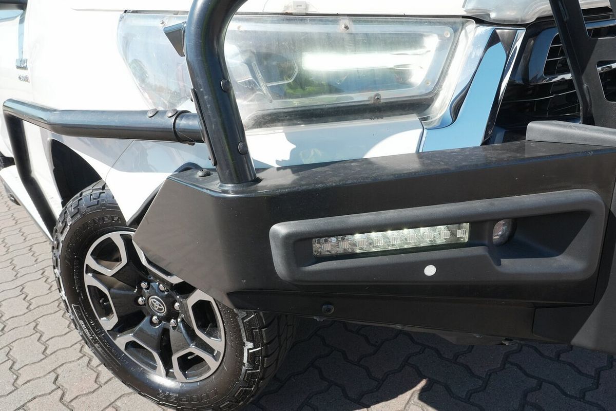 2021 Toyota Hilux SR5 GUN126R 4X4