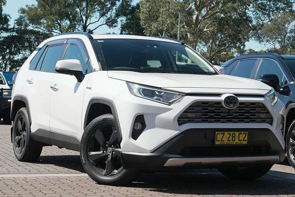 2020 Toyota RAV4 Cruiser AXAH52R