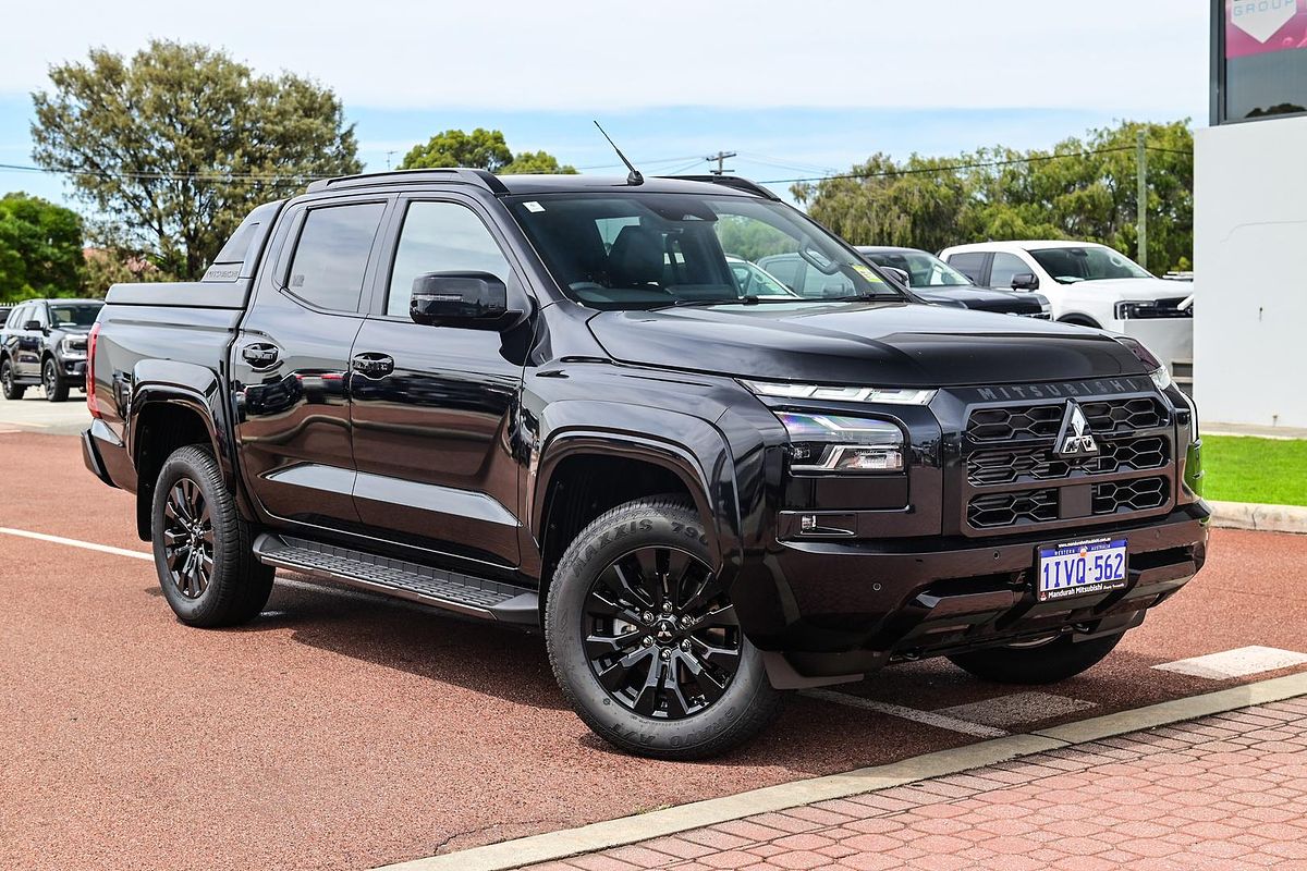 2025 Mitsubishi Triton GSR MV 4X4