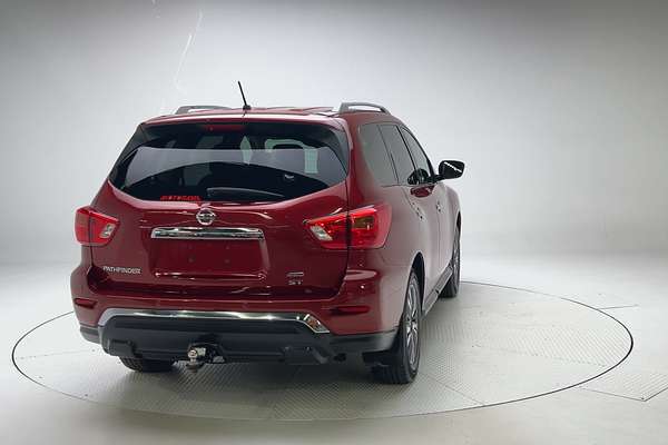 2017 Nissan Pathfinder ST R52 Series II thumb-1
